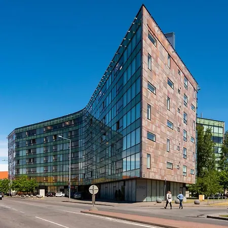 Lootsi Penthouse Lägenhet *