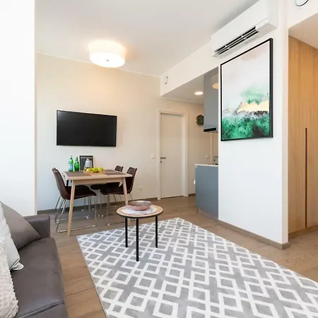 Lootsi Penthouse Apartamento *