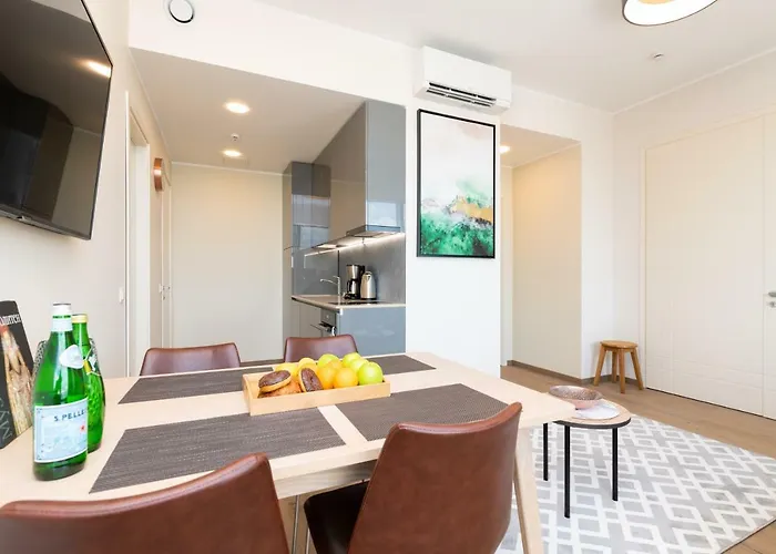 Lootsi Penthouse Lägenhet *