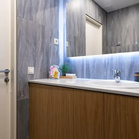 Lootsi Penthouse Apartment Tallinn